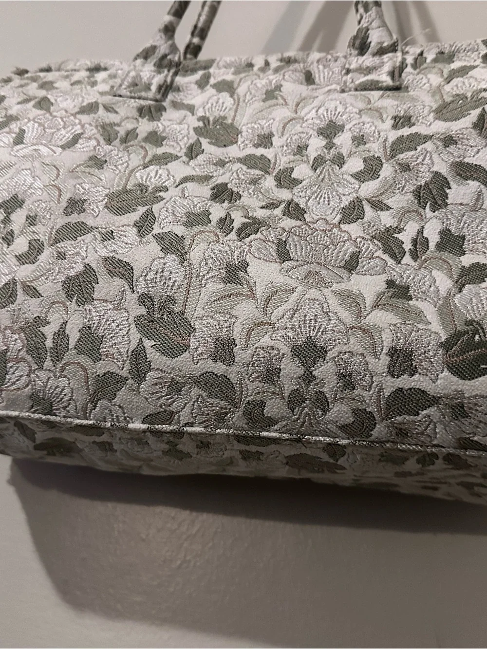Cathrine malandrino floral quilted tote bag
